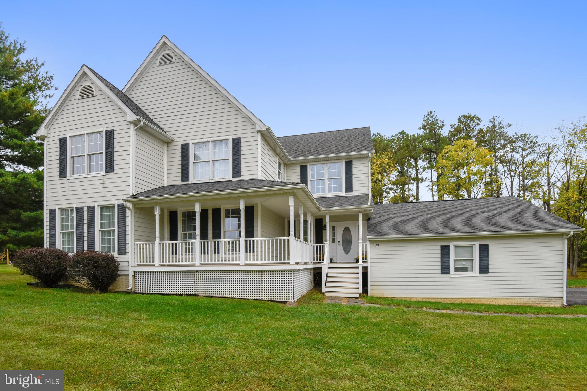 PINE GROVE - Residential