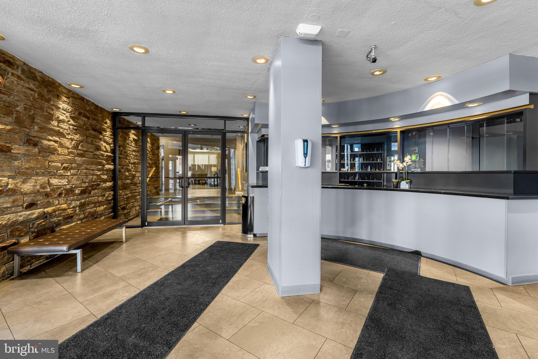 CHARLES VILLAGE - Residential