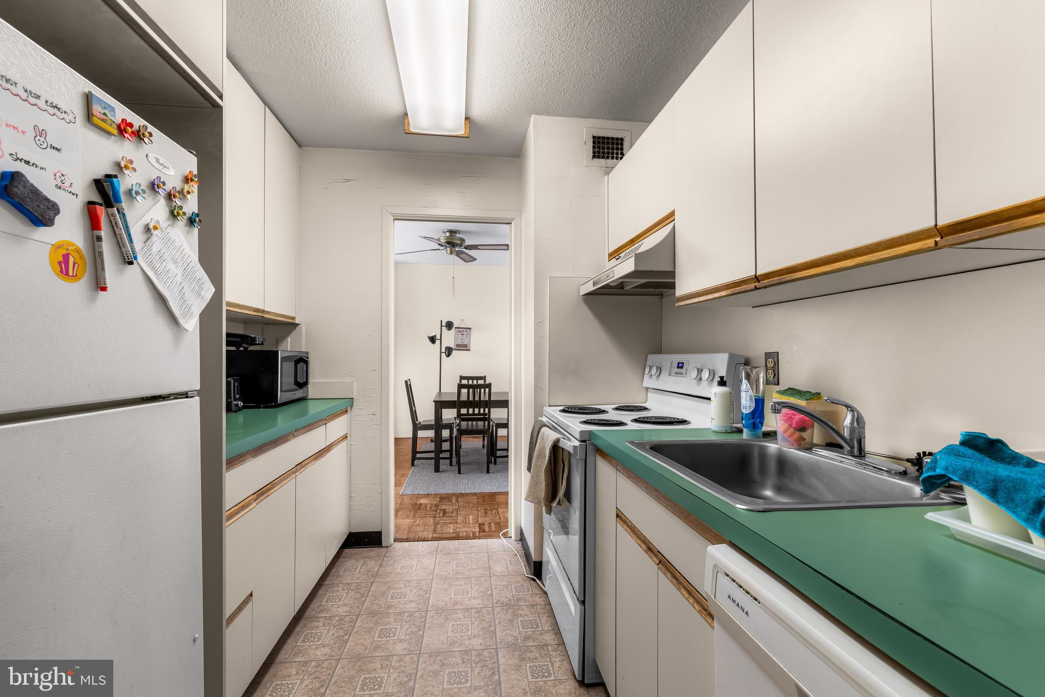 CHARLES VILLAGE - Residential