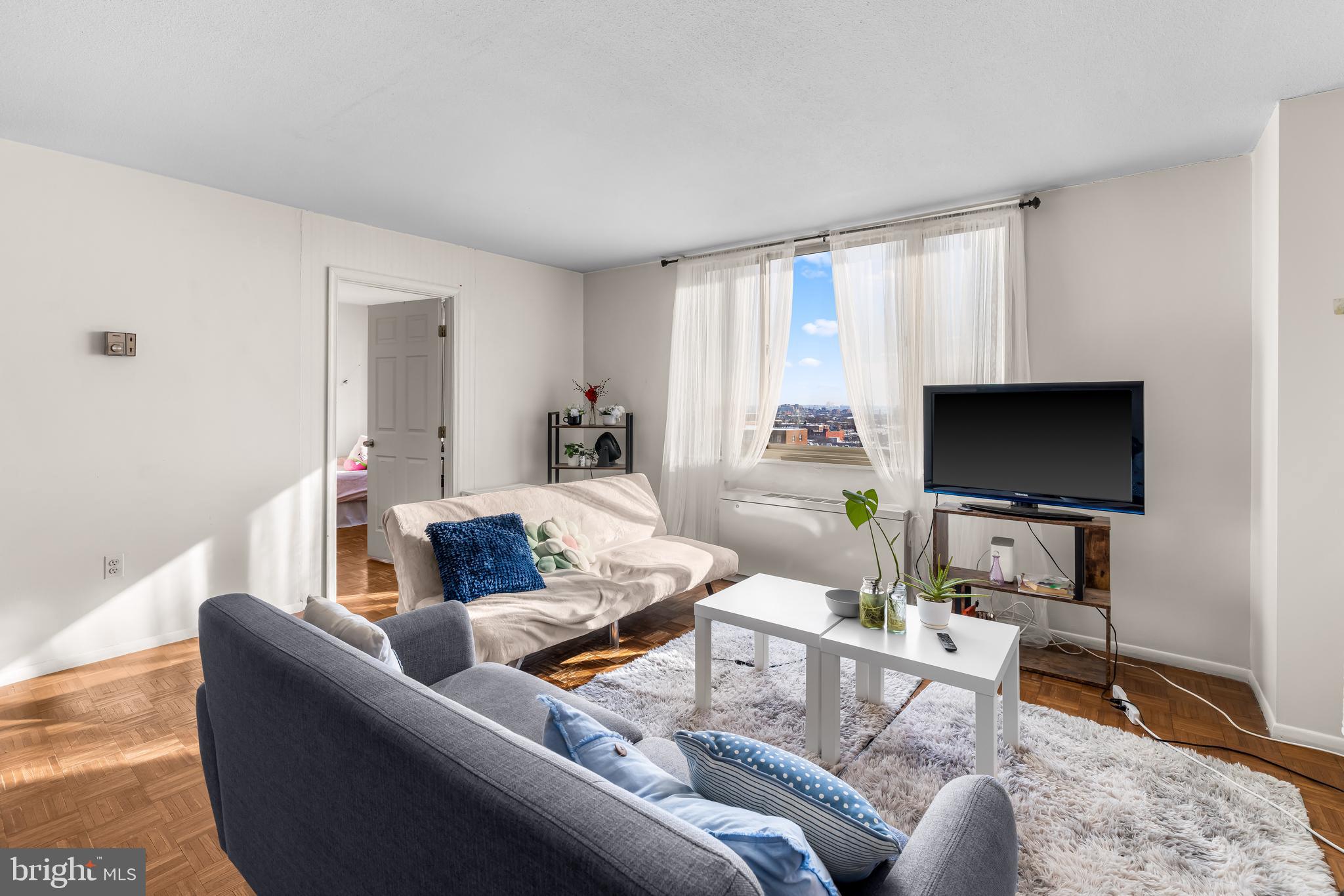 1 E UNIVERSITY PARKWAY E 1303