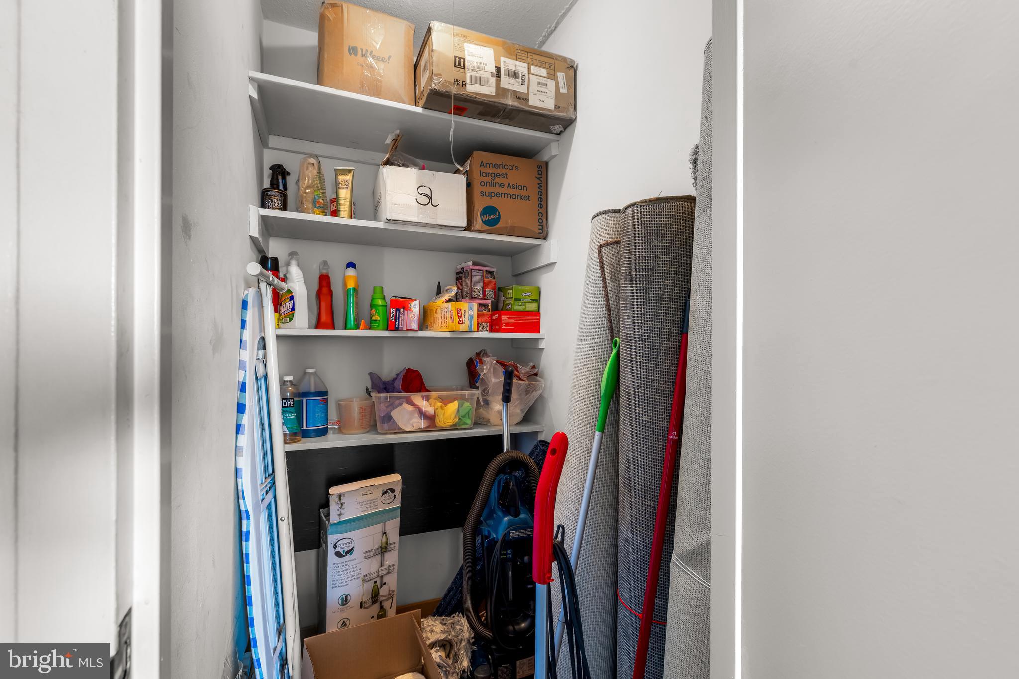 CHARLES VILLAGE - Residential