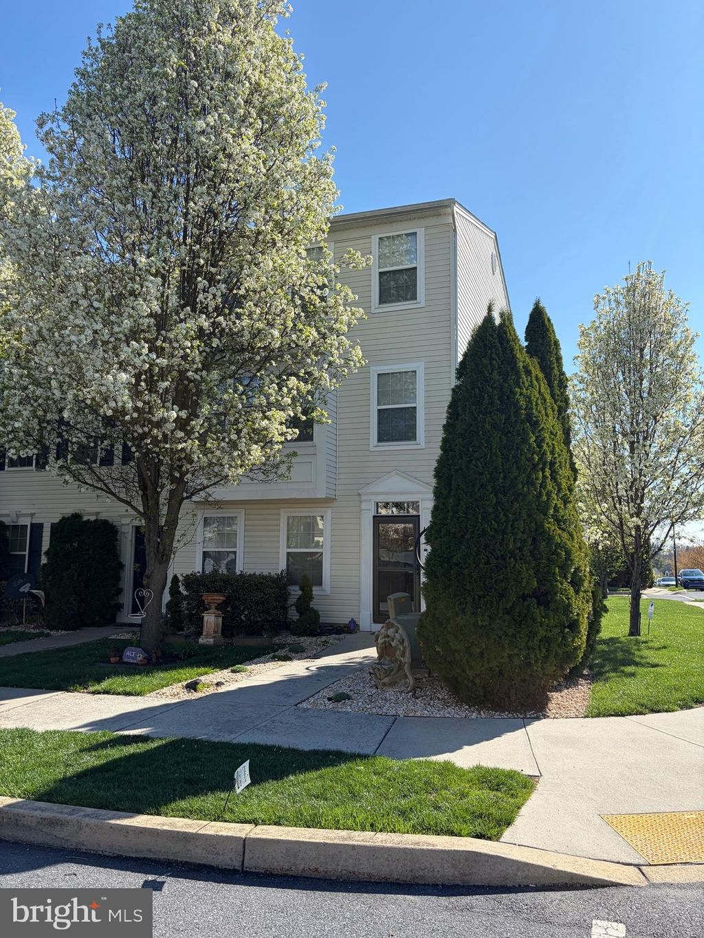 Photo of 393 Dickens Drive, LANCASTER, PA 17603 (MLS # PALA2085804)