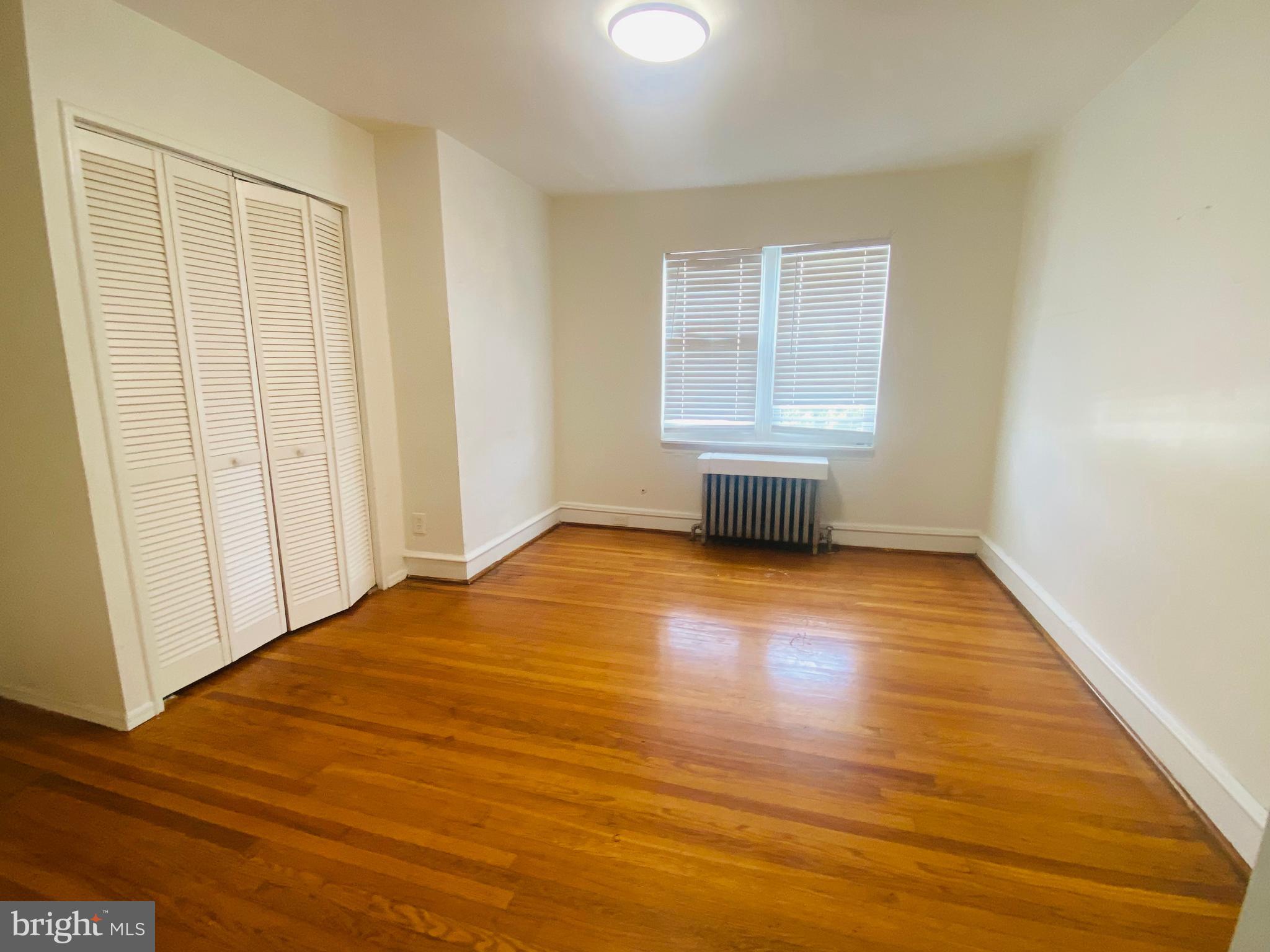 PHILADELPHIA (NORTHEAST) - Residential