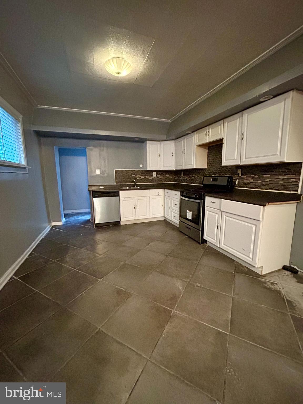 OVERBROOK PARK - Residential Lease