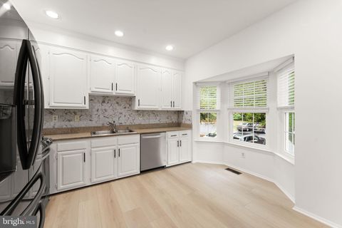 14621 STREAM POND DRIVE CENTREVILLE VA 20120