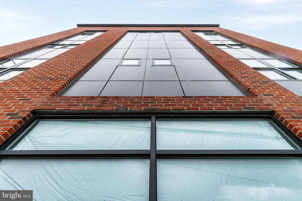 Photo of 1100 - 00 S 27th Street, PHILADELPHIA, PA 19146 (MLS # PAPH2593342)