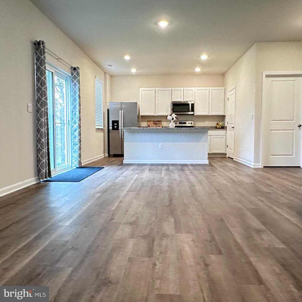 MAGNOLIA SPRINGS - Residential Lease