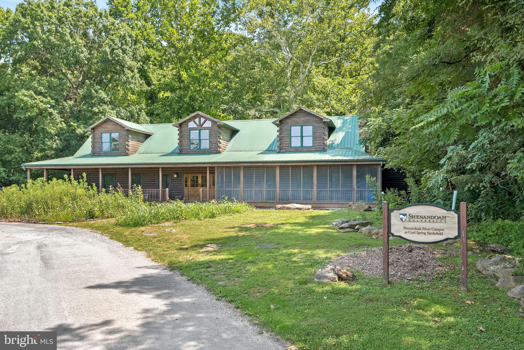 SHENANDOAH RETREAT - Residential