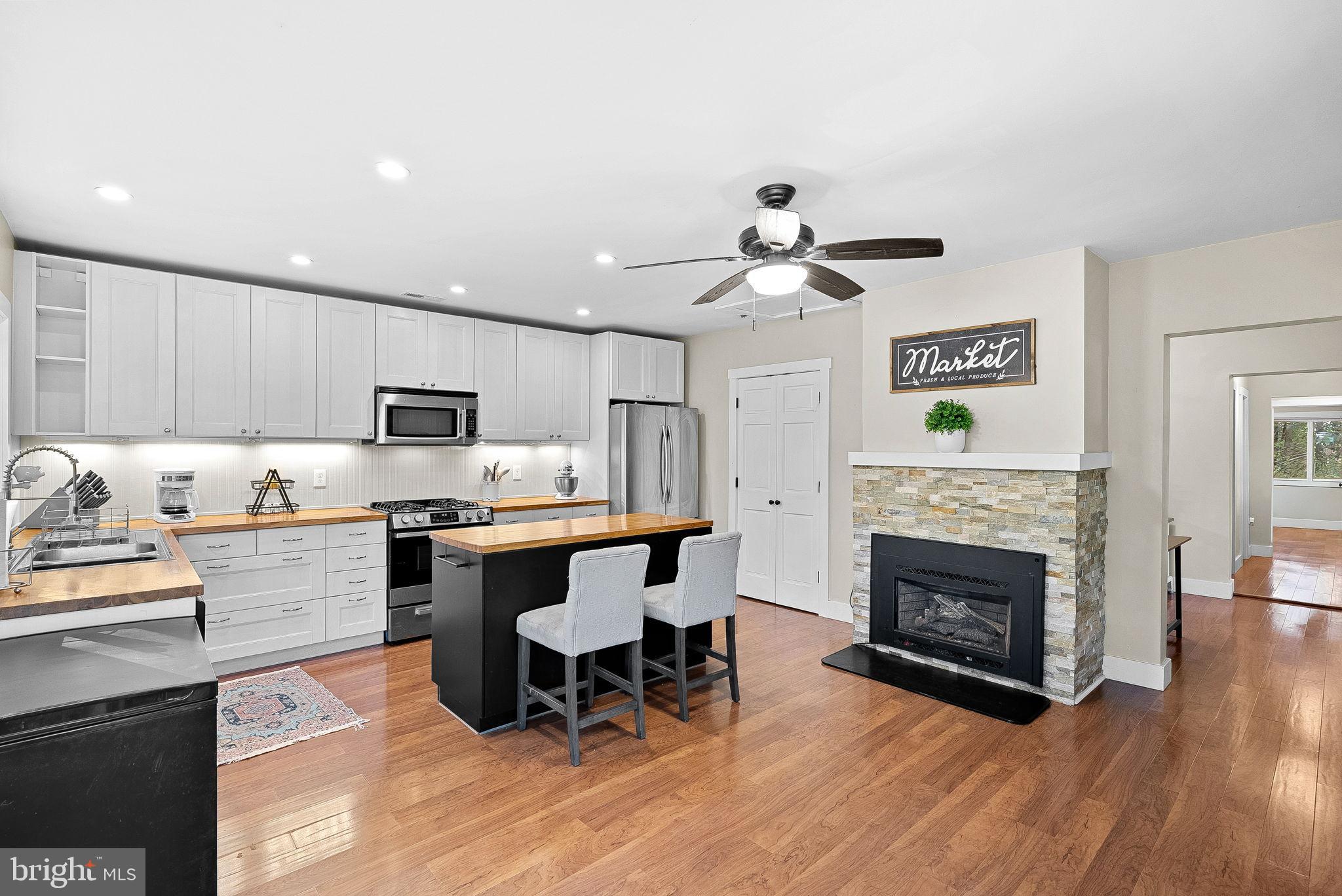 SHENANDOAH RETREAT - Residential