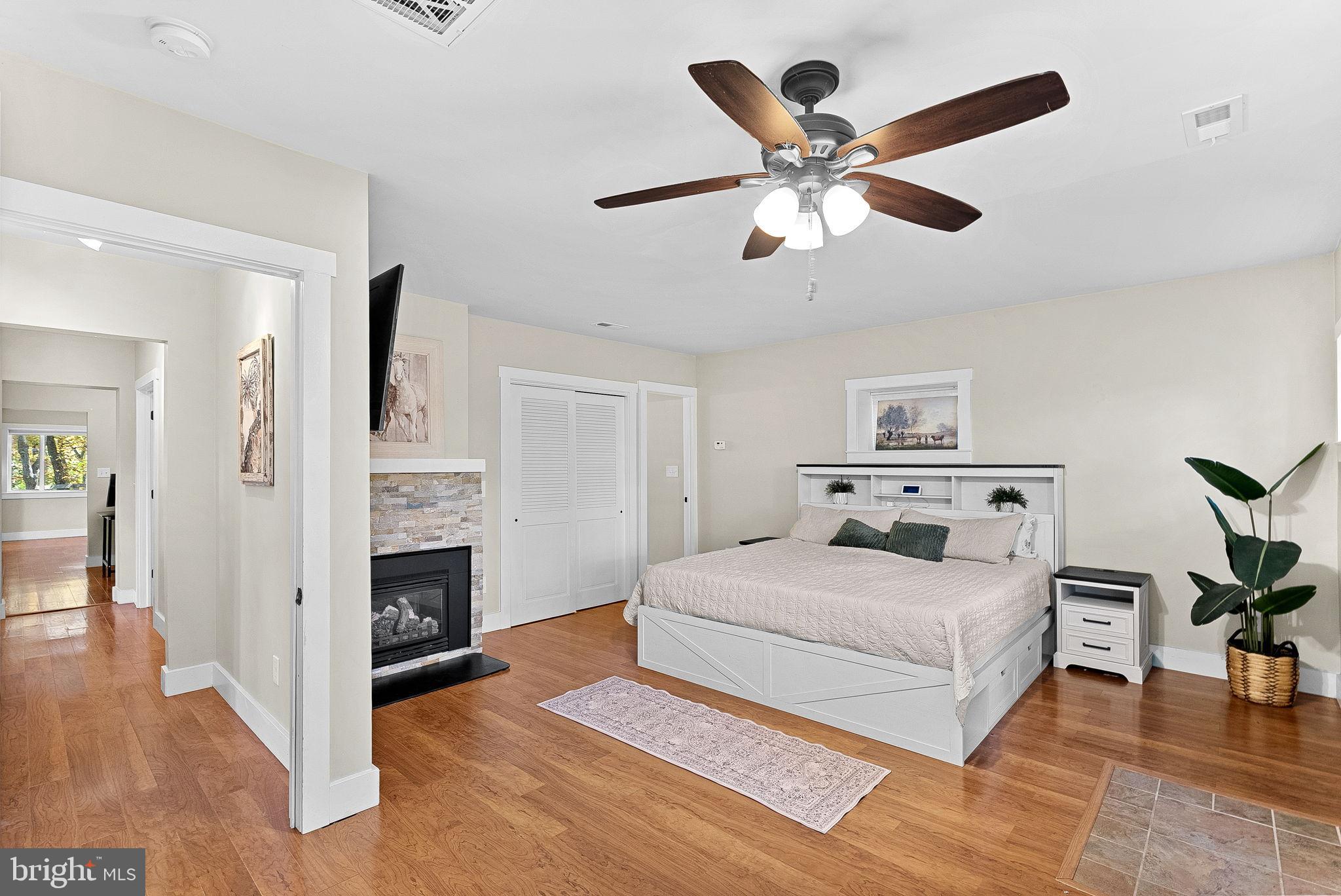 SHENANDOAH RETREAT - Residential