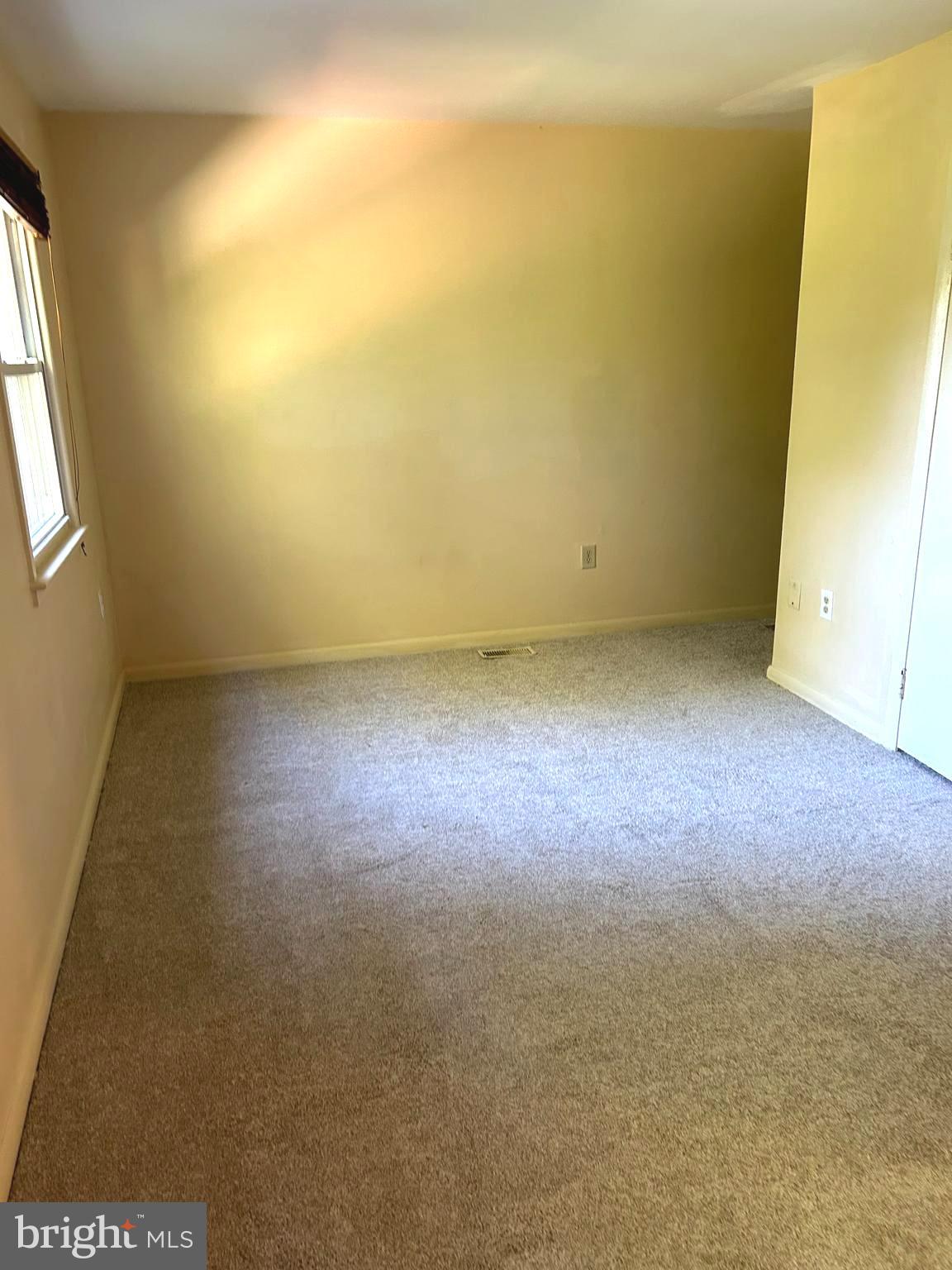 WILLIAMSTOWN - Residential Lease