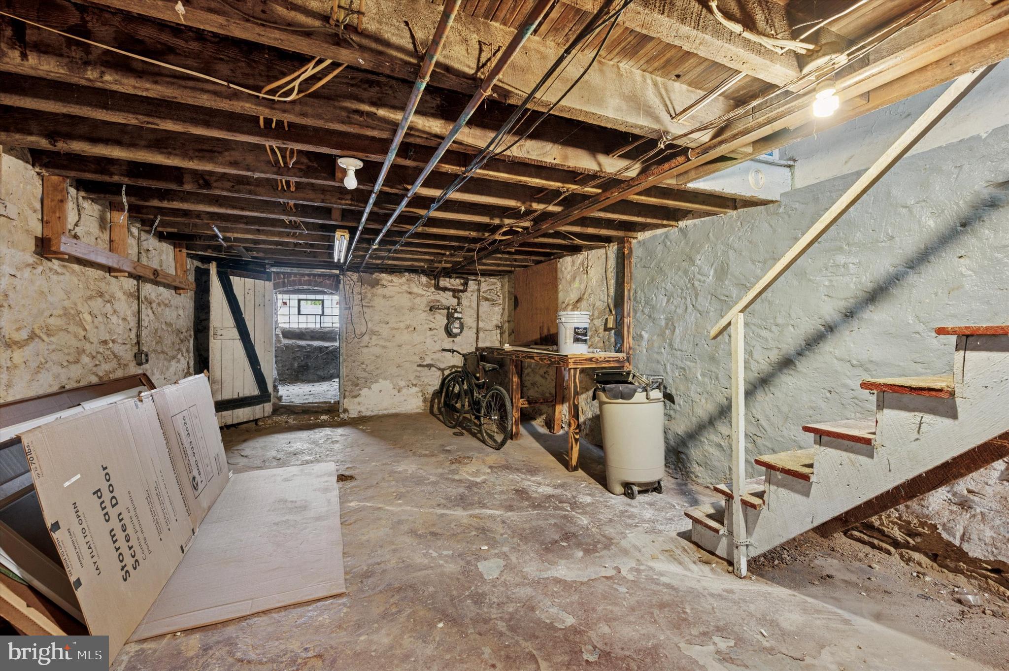 ROXBOROUGH - Residential