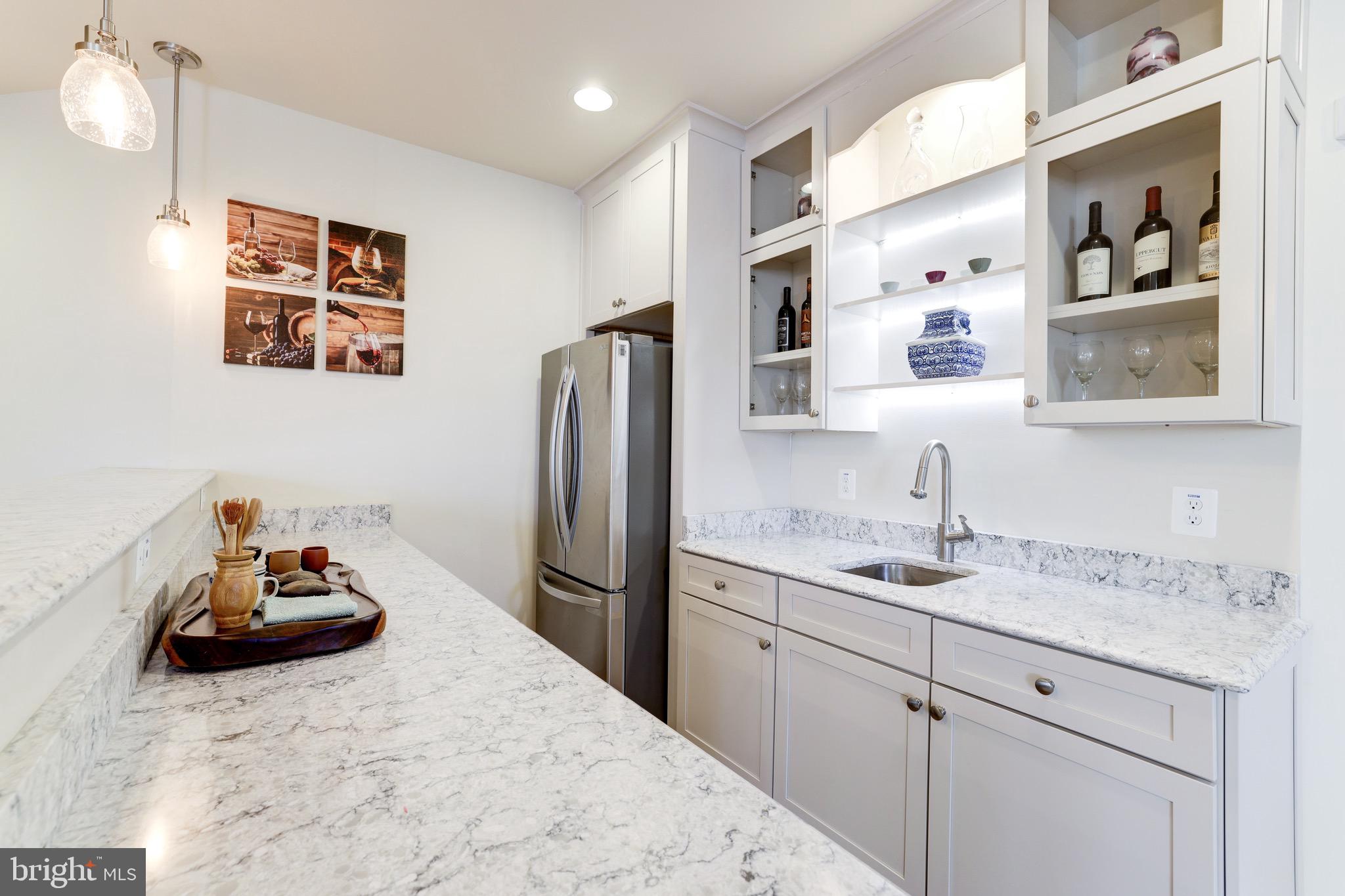 MC LEAN HAMLET - Residential