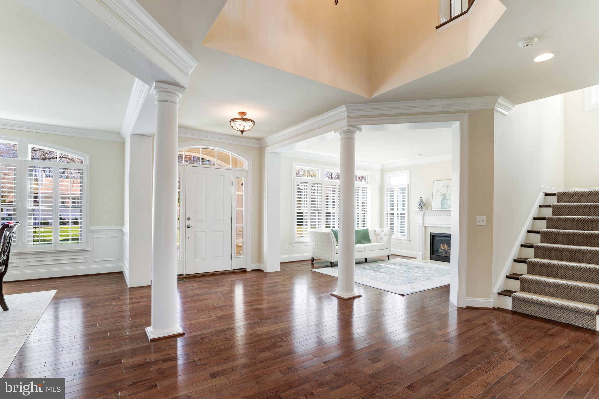 MC LEAN HAMLET - Residential