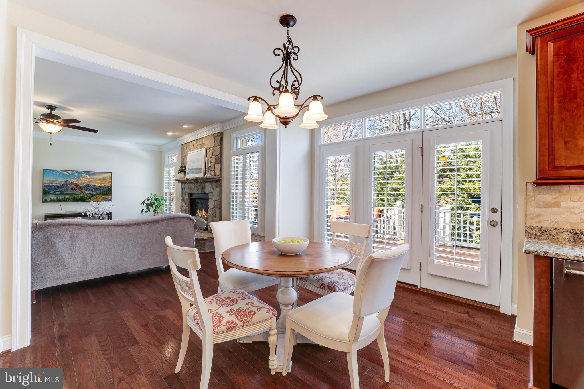 MC LEAN HAMLET - Residential