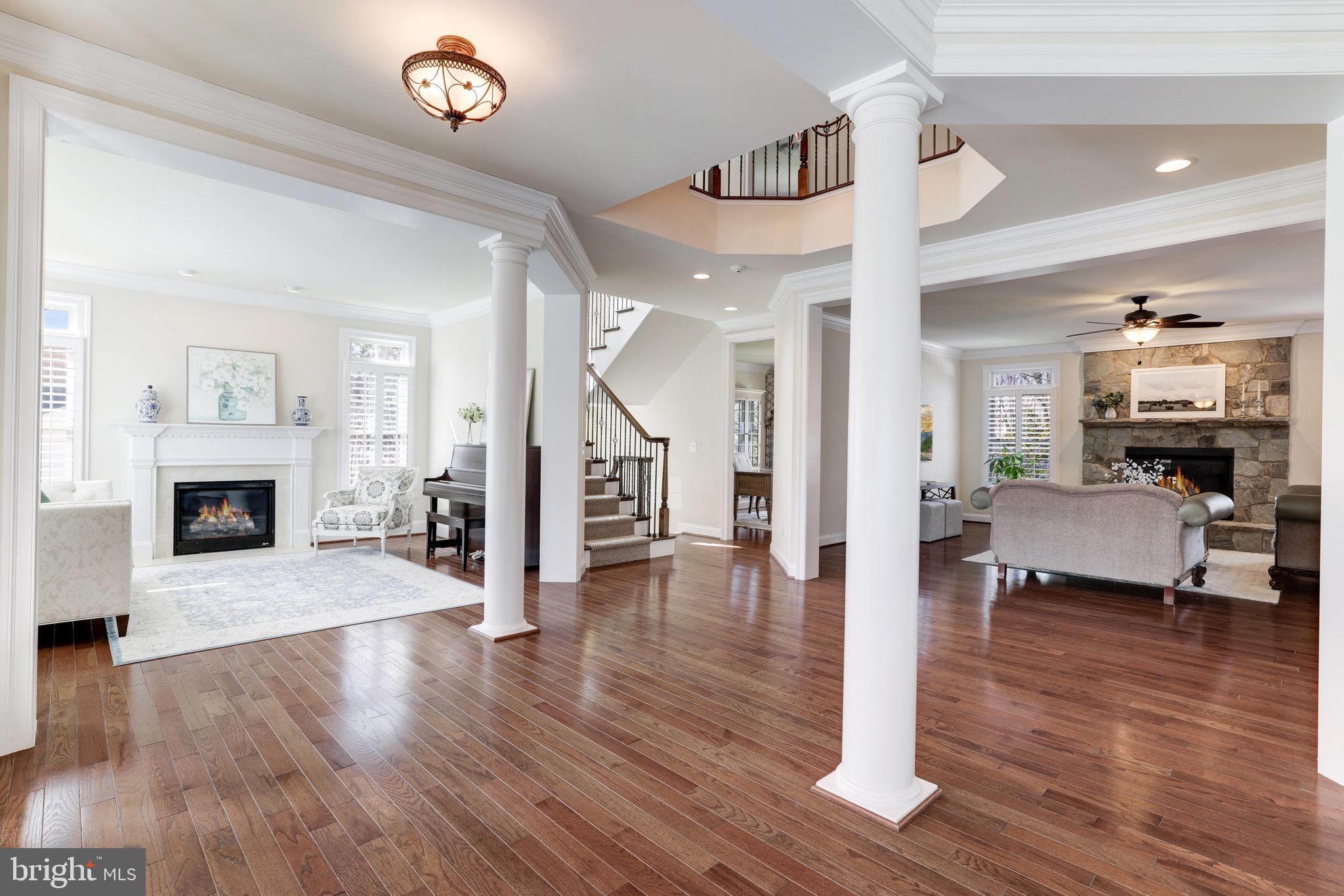 MC LEAN HAMLET - Residential