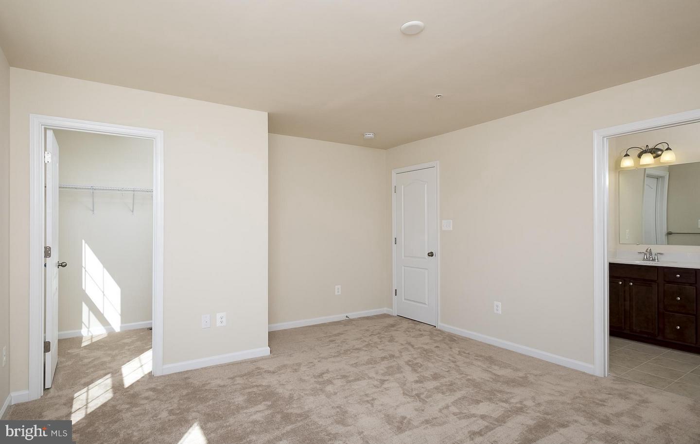 DORCHESTER VIEW - Residential Lease