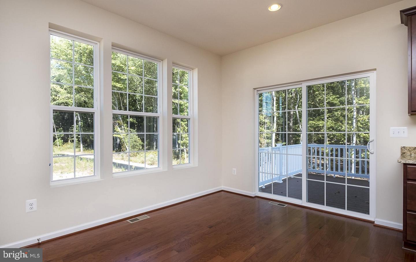 DORCHESTER VIEW - Residential Lease