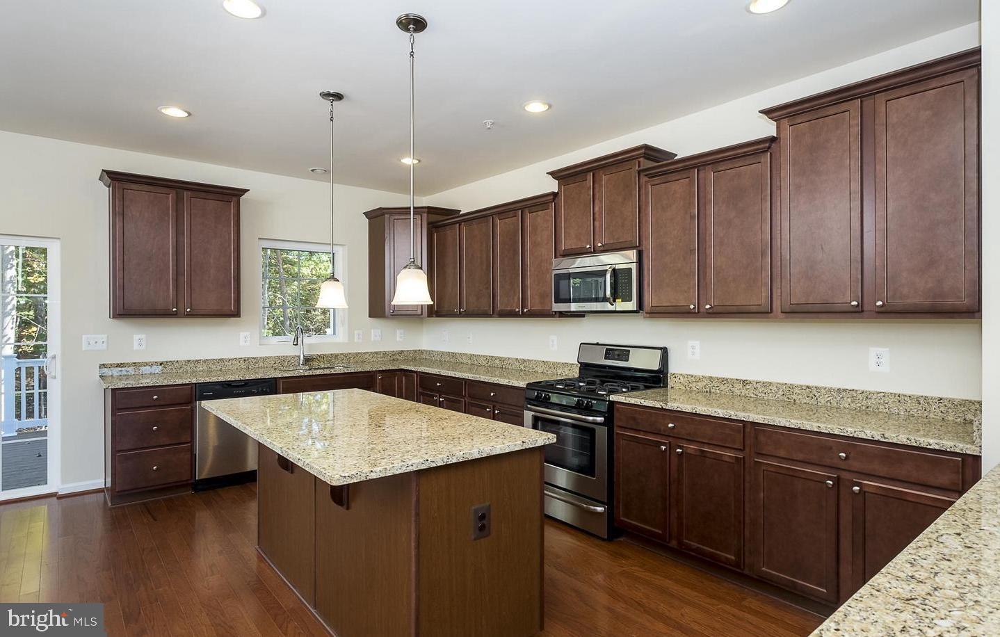 DORCHESTER VIEW - Residential Lease