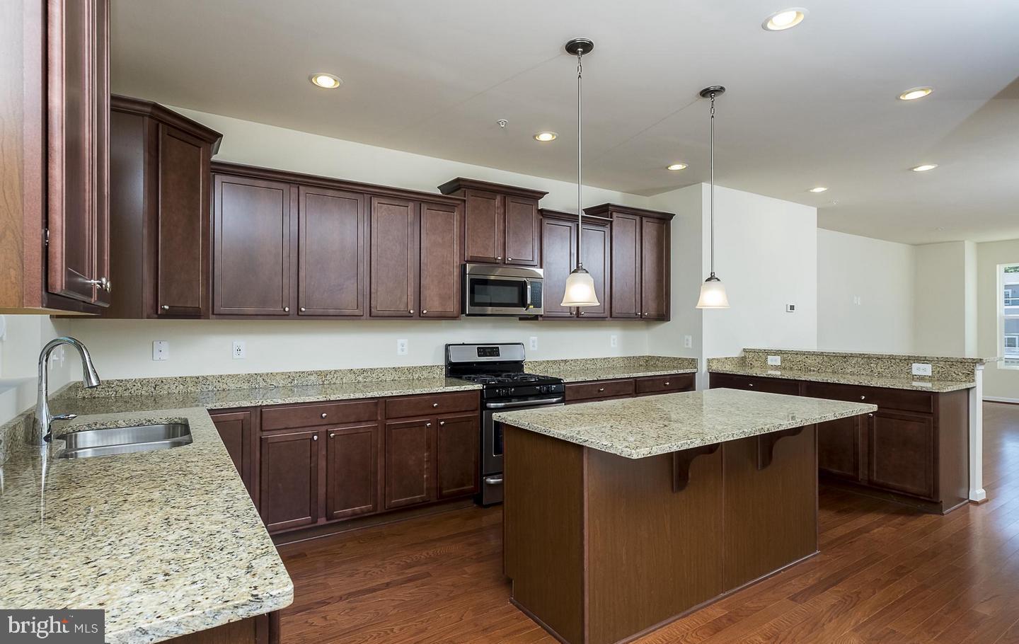 DORCHESTER VIEW - Residential Lease