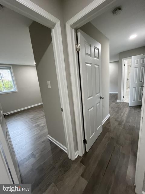 TERRACE TOWNHOUSES OF ANNANDALE - Residential Lease