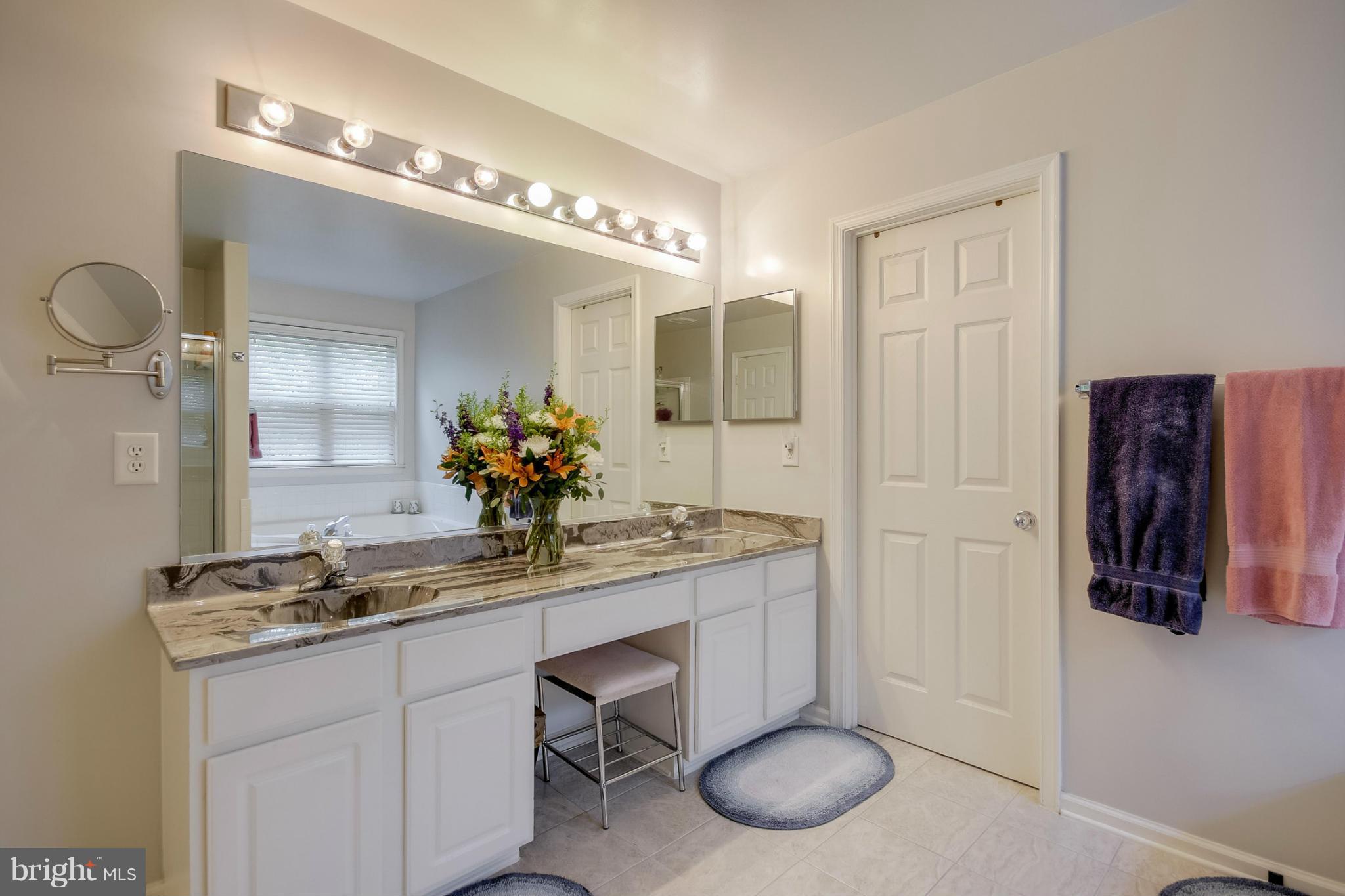 AUSTIN RIDGE - Residential