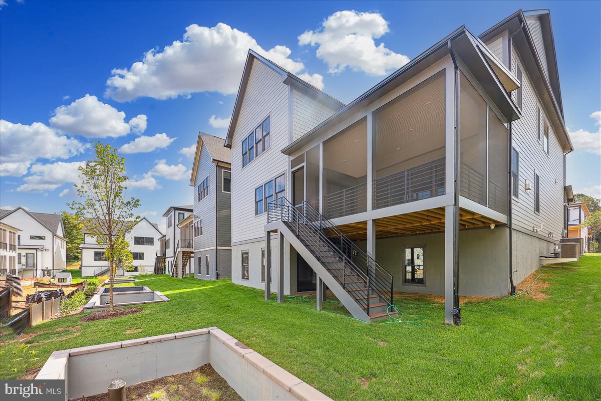 AMALYN - Residential Lease