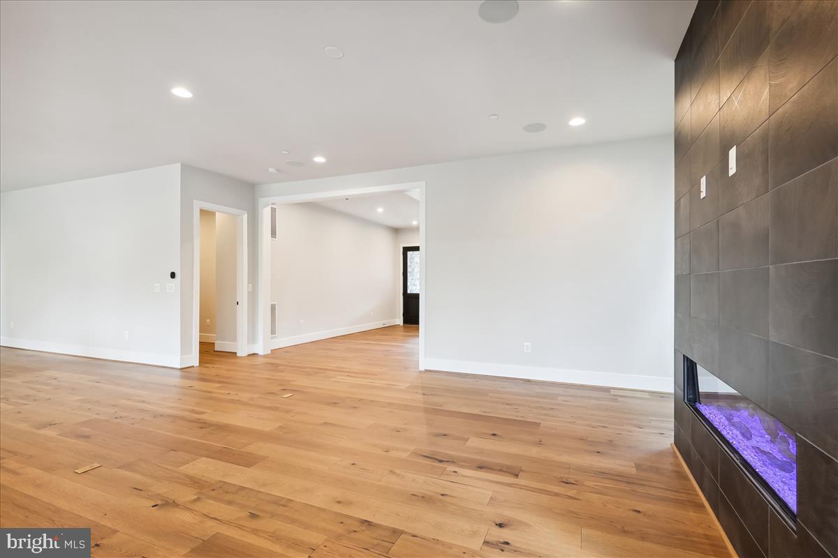 AMALYN - Residential Lease