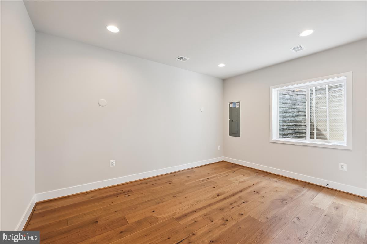 AMALYN - Residential Lease