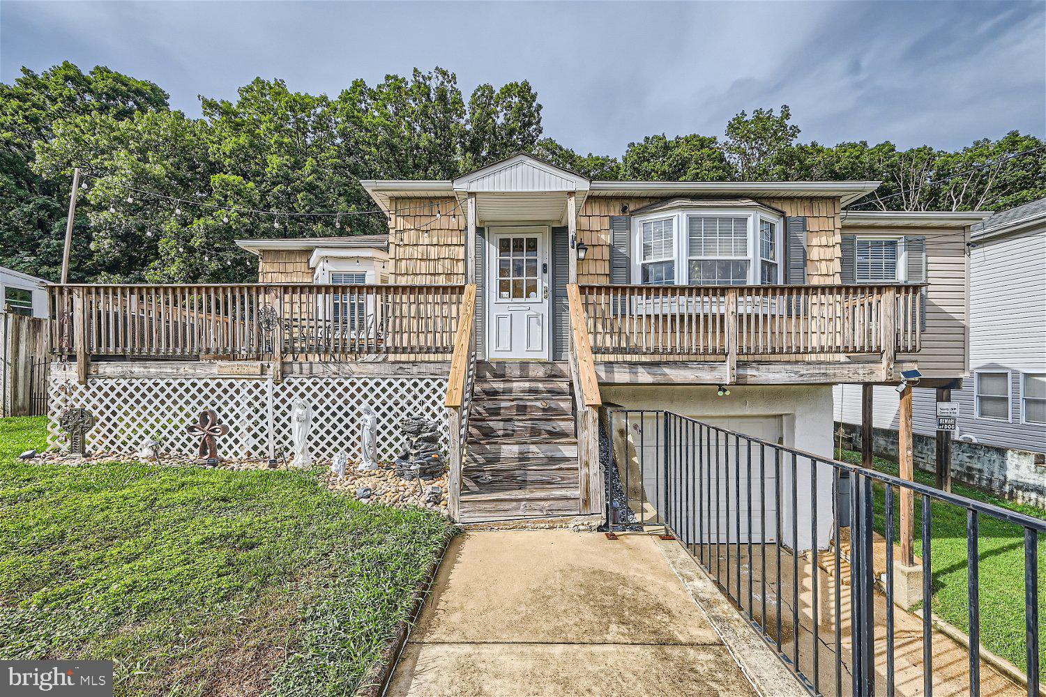 ROSEMONT - Residential