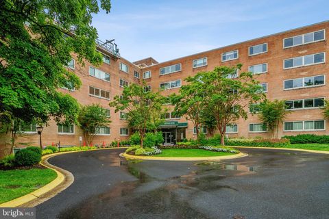 Photo of 5100 Dorset Avenue #314, CHEVY CHASE, MD 20815 (MLS # MDMC2199440)