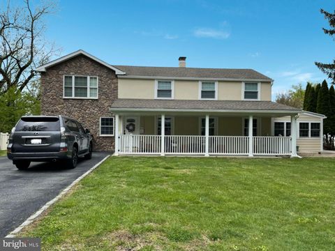 Photo of 2197 Lantern Lane, LAFAYETTE HILL, PA 19444 (MLS # PAMC2177184)