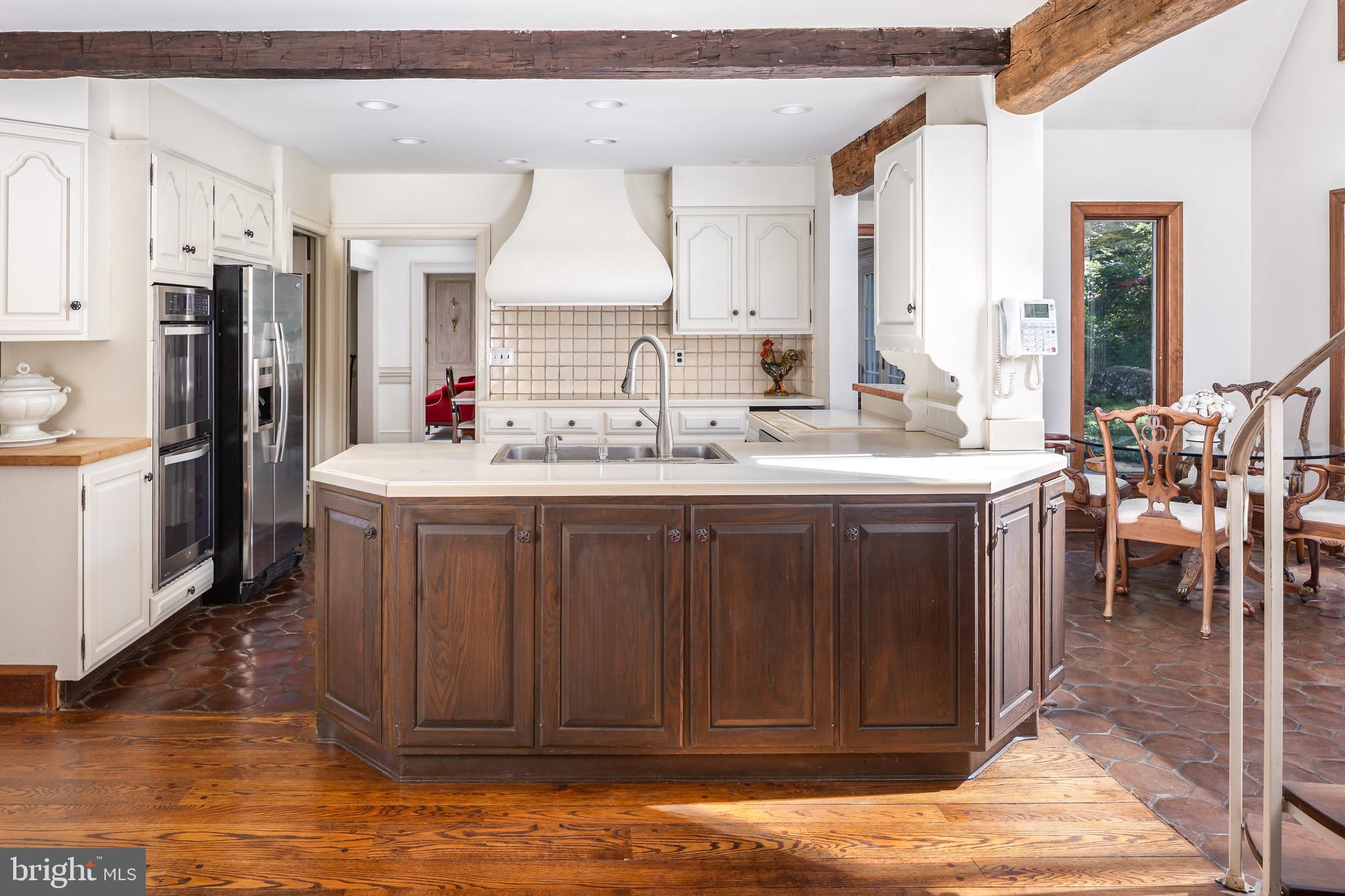 RADNOR HUNT - Residential