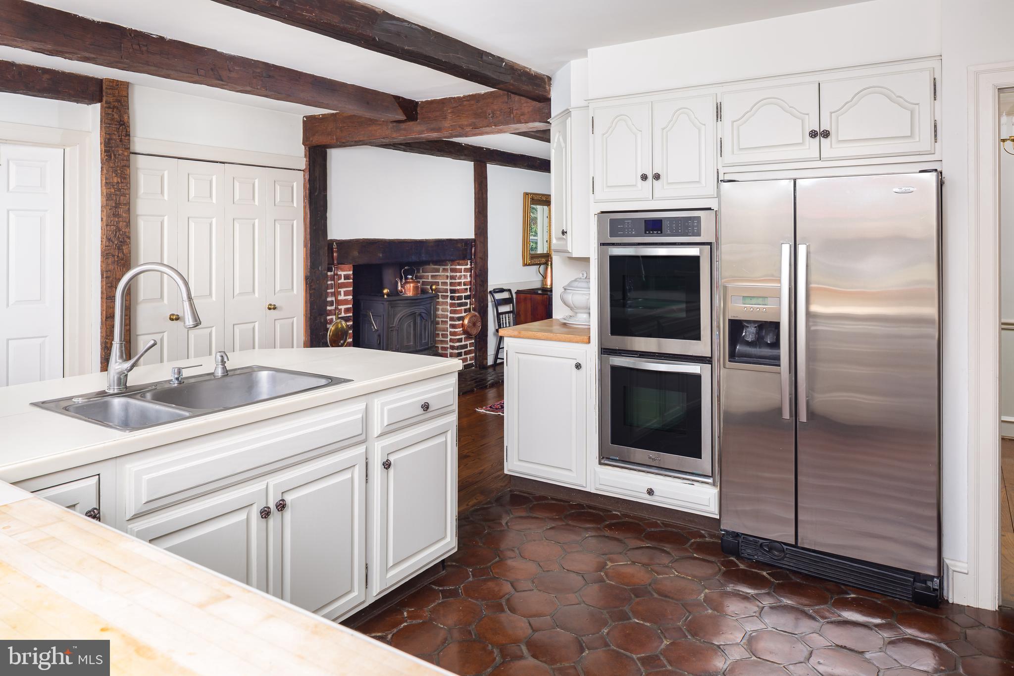 RADNOR HUNT - Residential