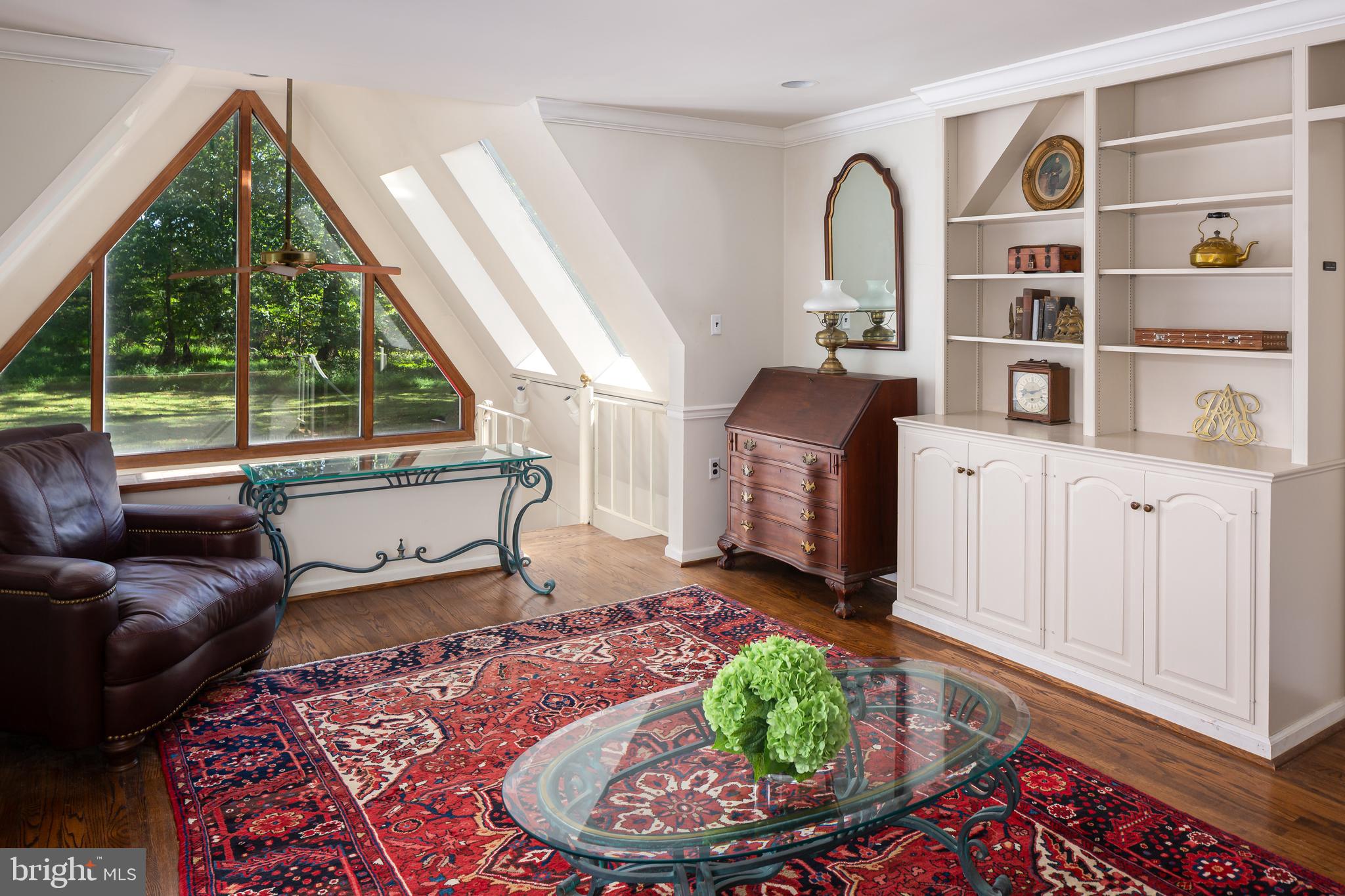 RADNOR HUNT - Residential