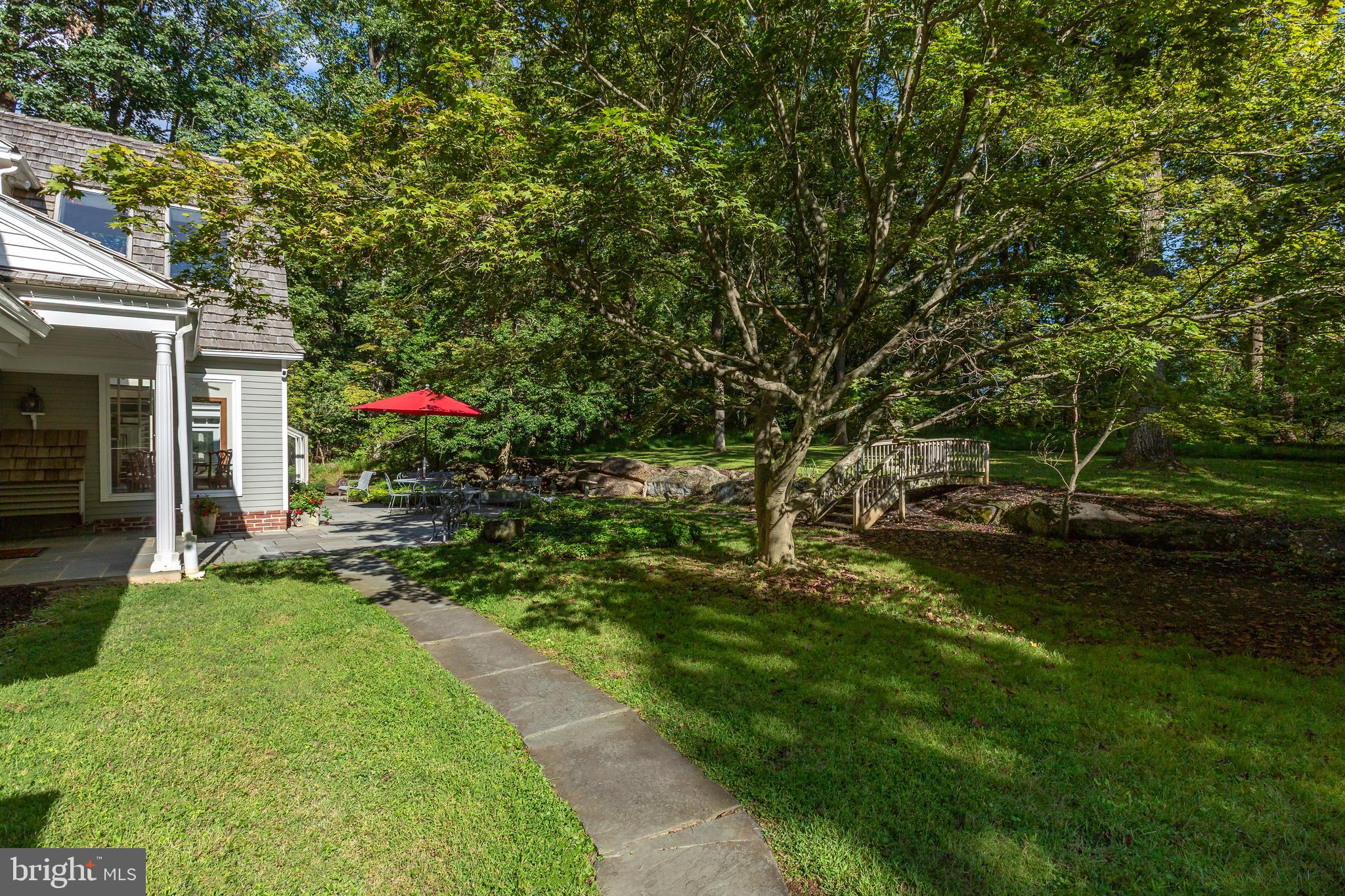 RADNOR HUNT - Residential