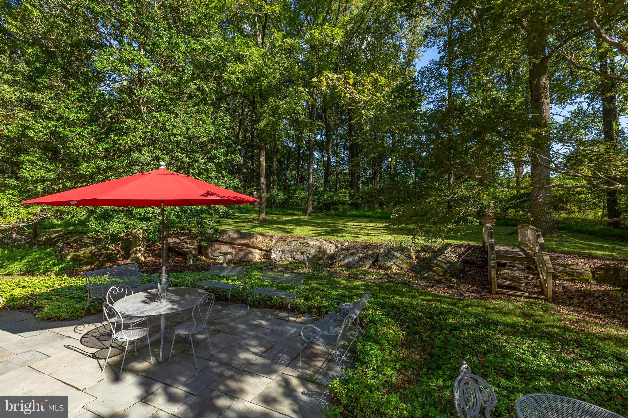 RADNOR HUNT - Residential