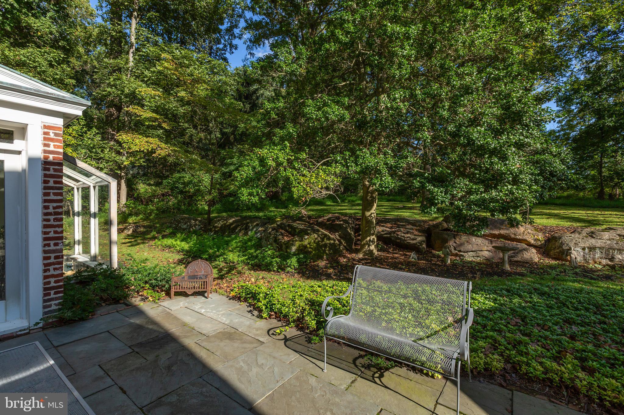 RADNOR HUNT - Residential