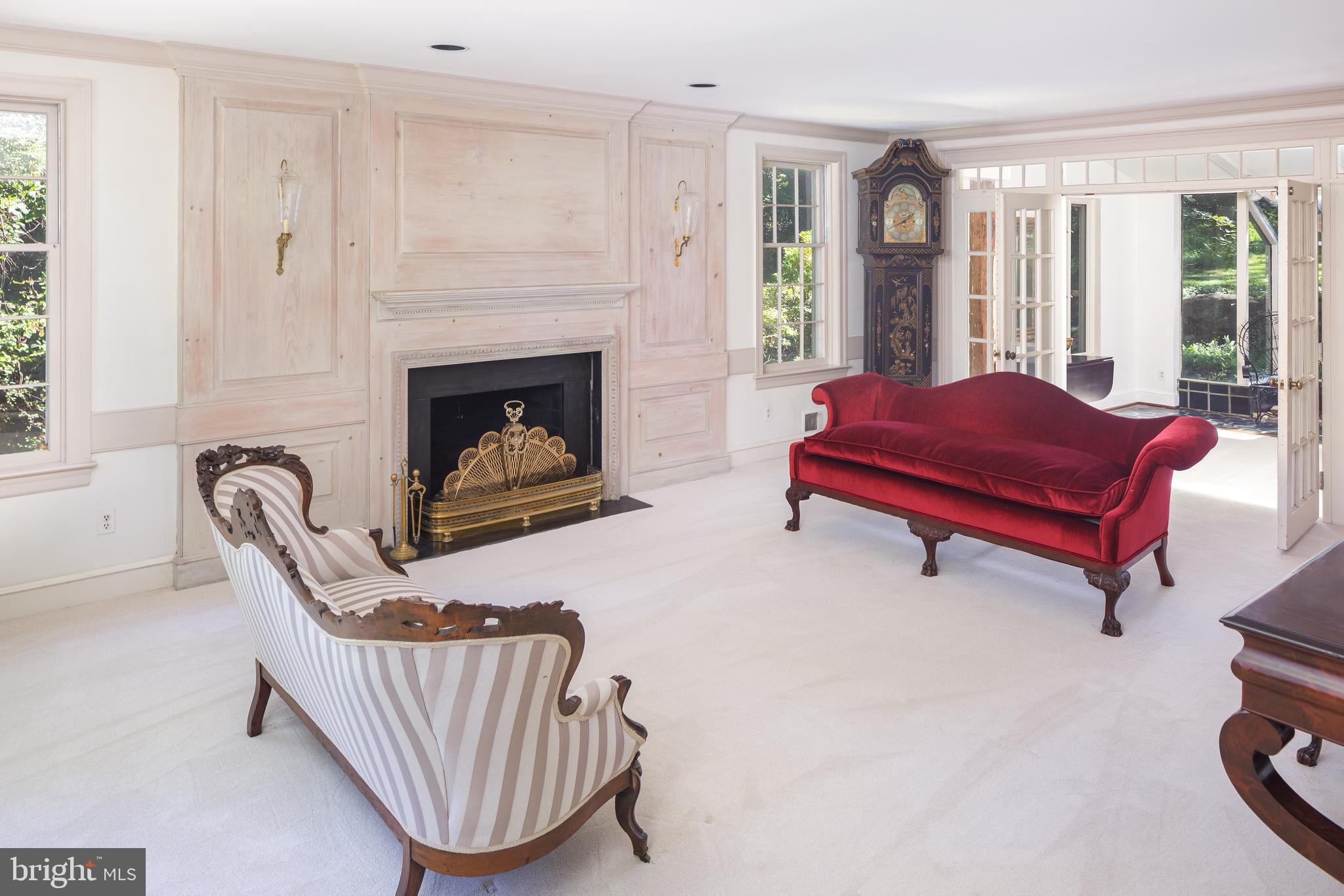 RADNOR HUNT - Residential