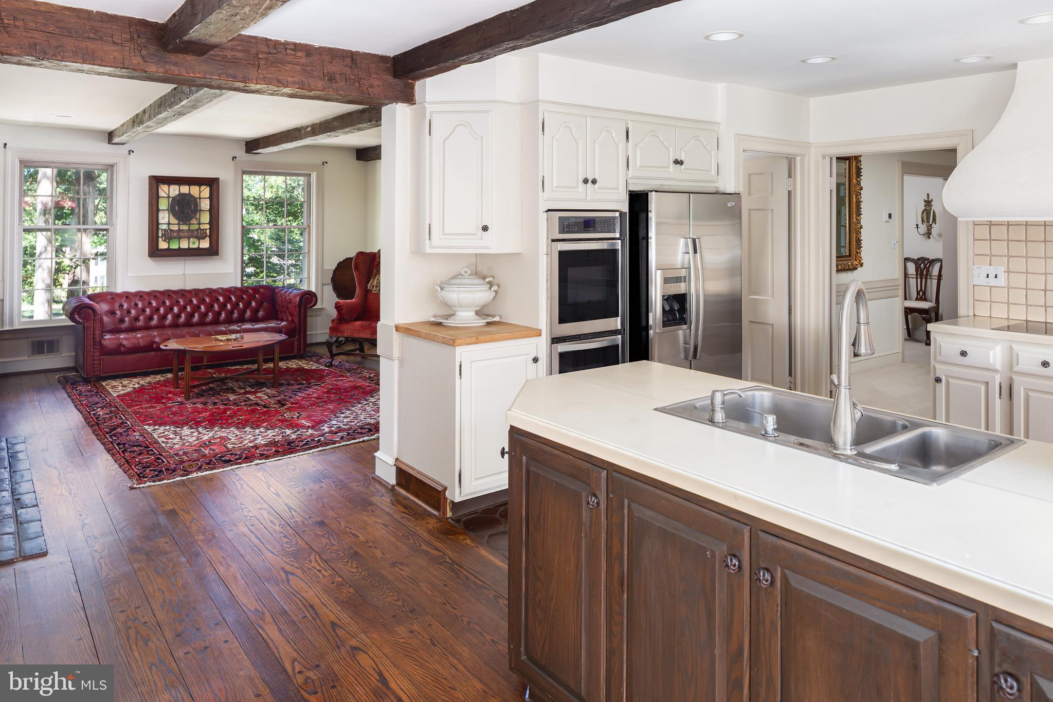 RADNOR HUNT - Residential