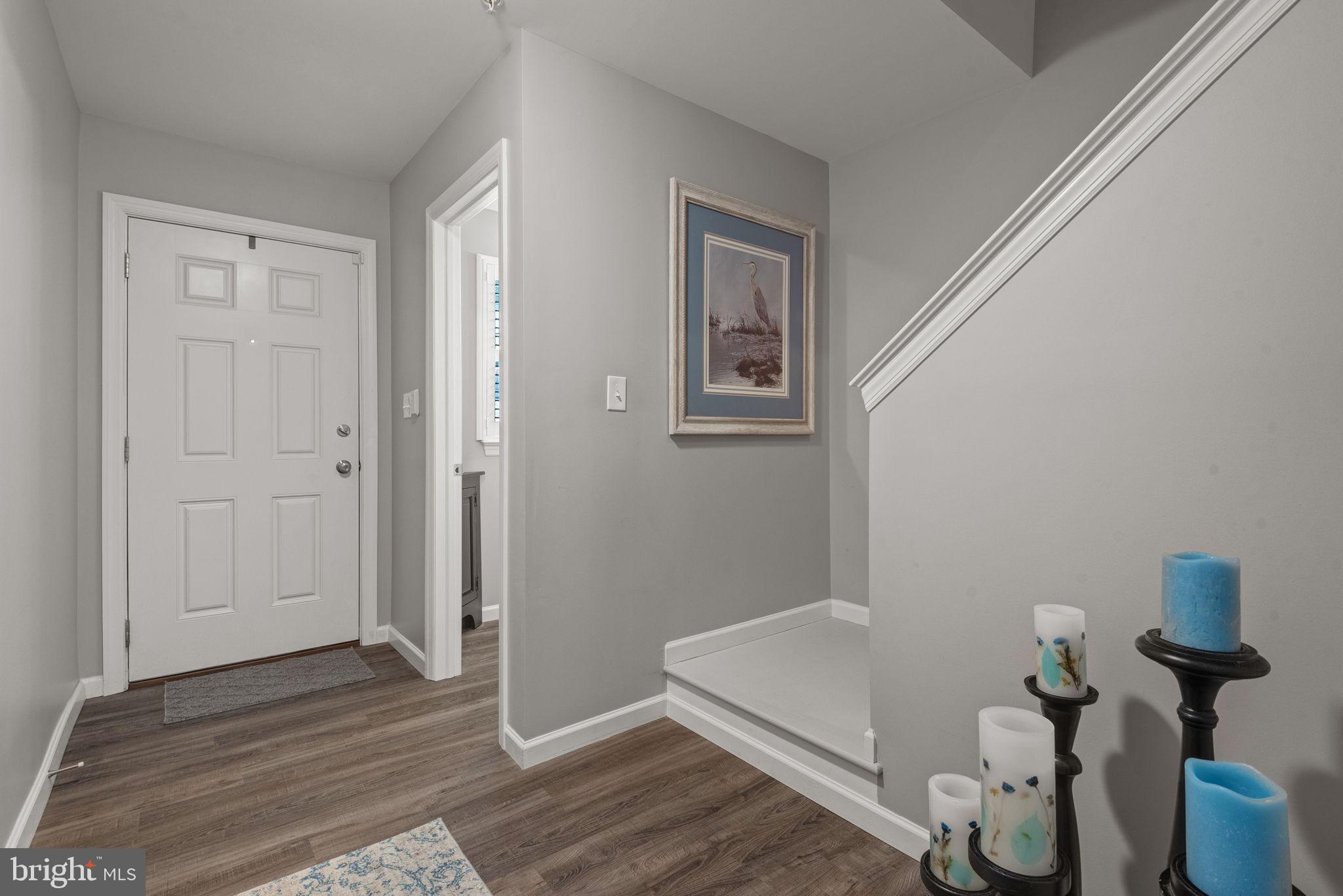 256 S VILLAGE CIRCLE
