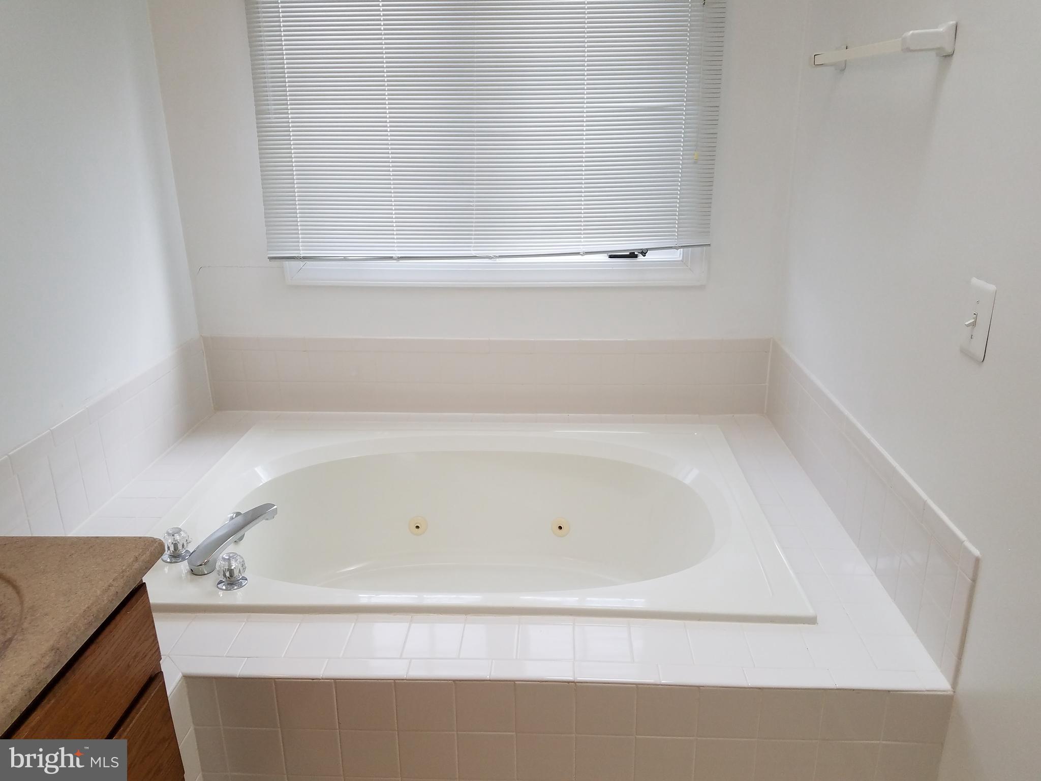 CARR AT CEDAR LAKES - Residential Lease