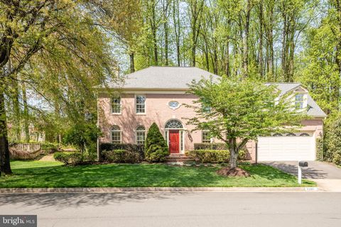 Photo of 9380 Colbert Court, FAIRFAX, VA 22032 (MLS # VAFX2297588)