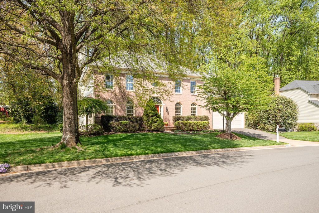 Photo of 9380 Colbert Court, FAIRFAX, VA 22032 (MLS # VAFX2297588)