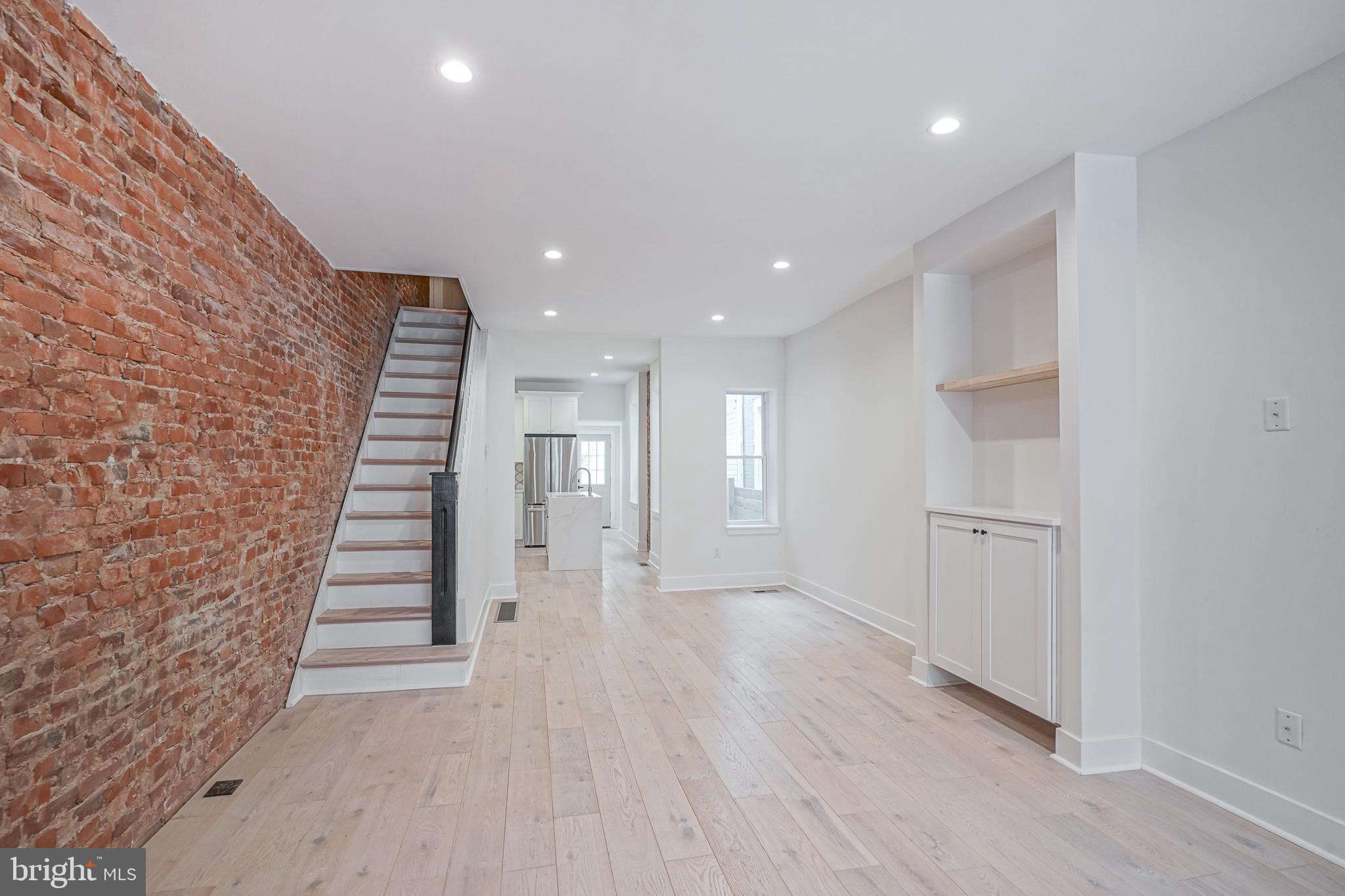 PORT RICHMOND - Residential