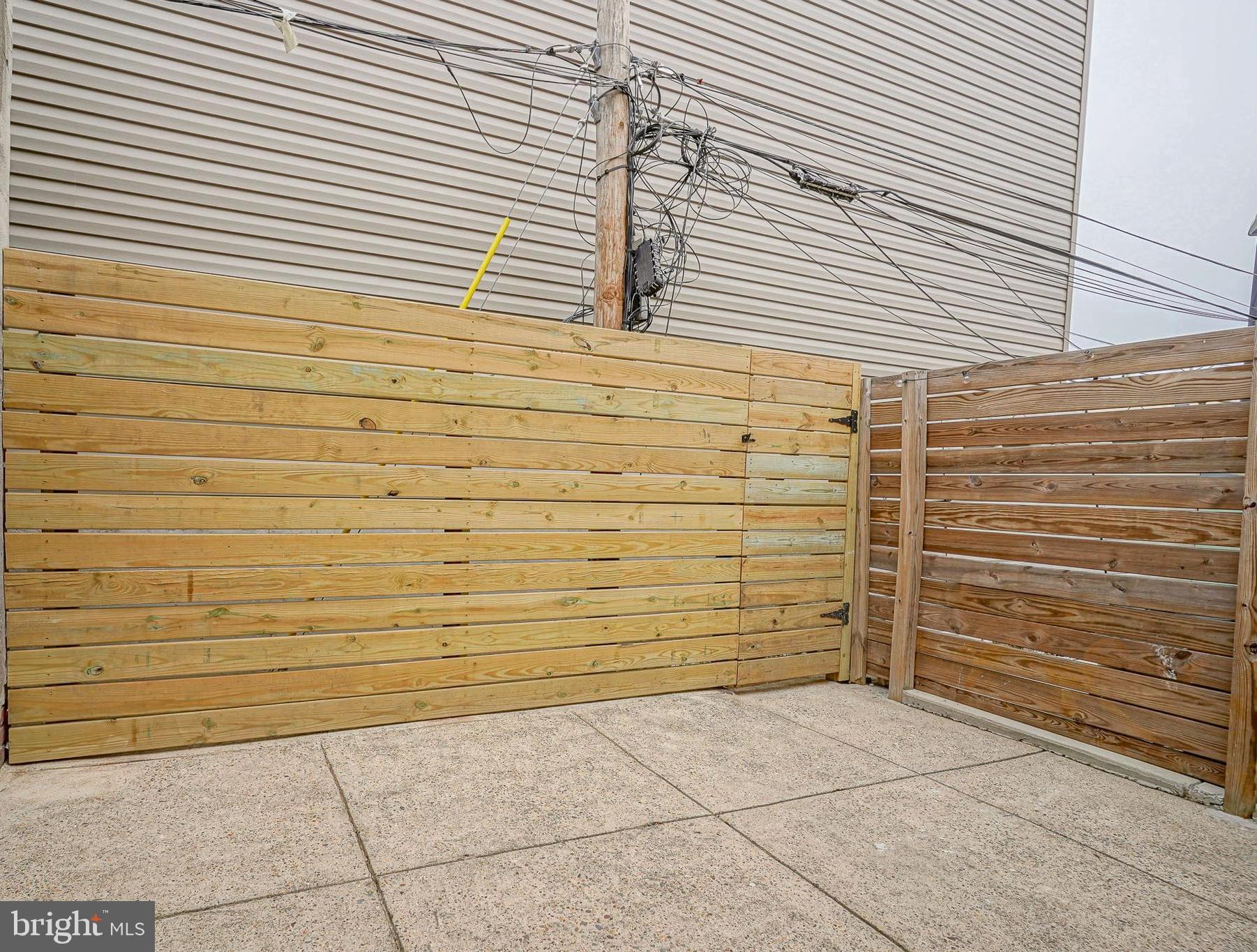 PORT RICHMOND - Residential