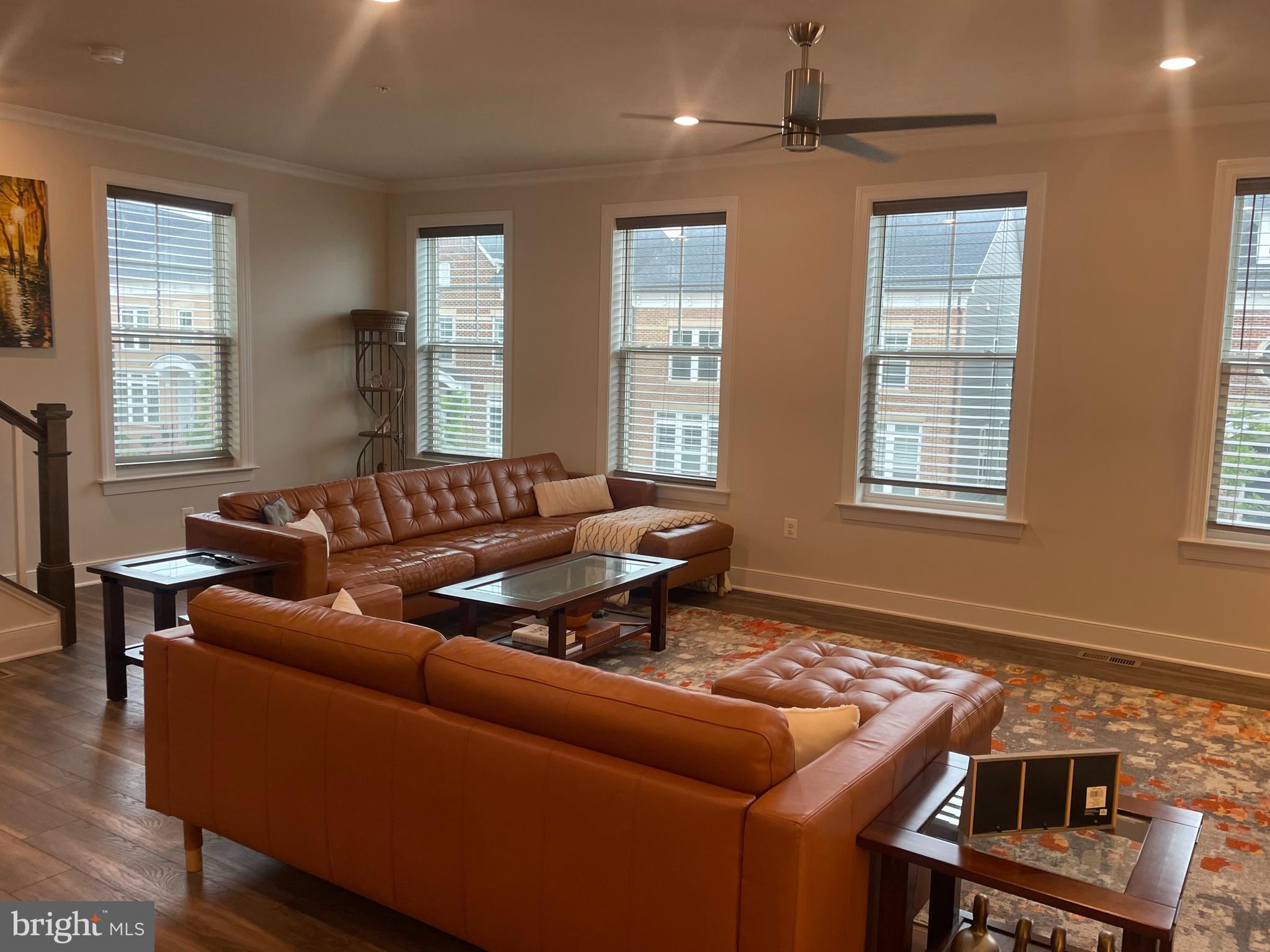 CROWN - Residential Lease