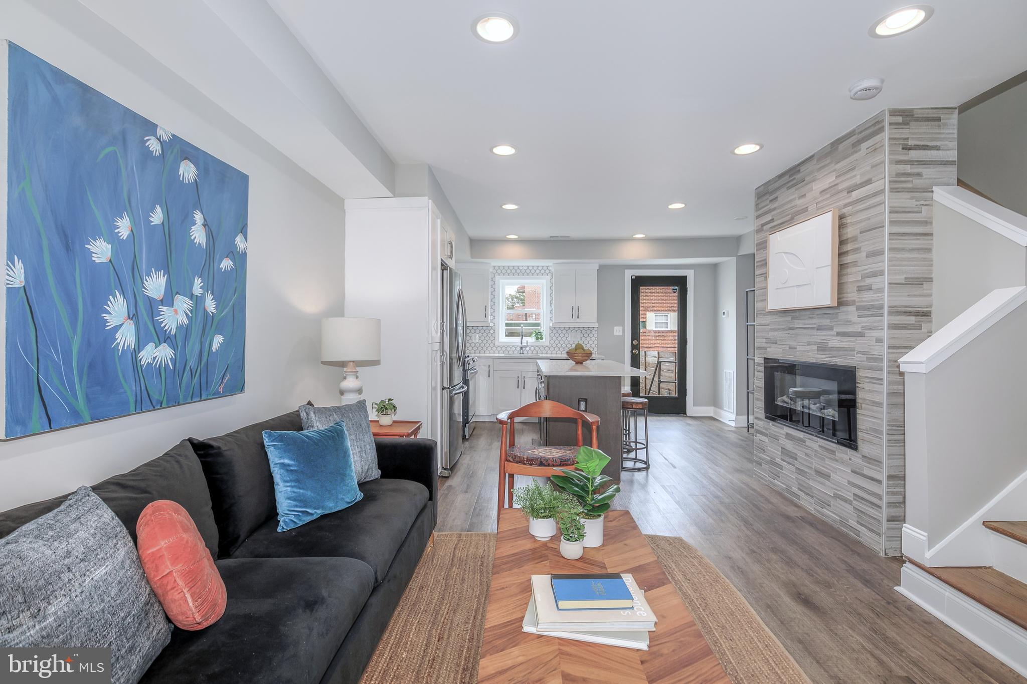 129 33RD STREET NE