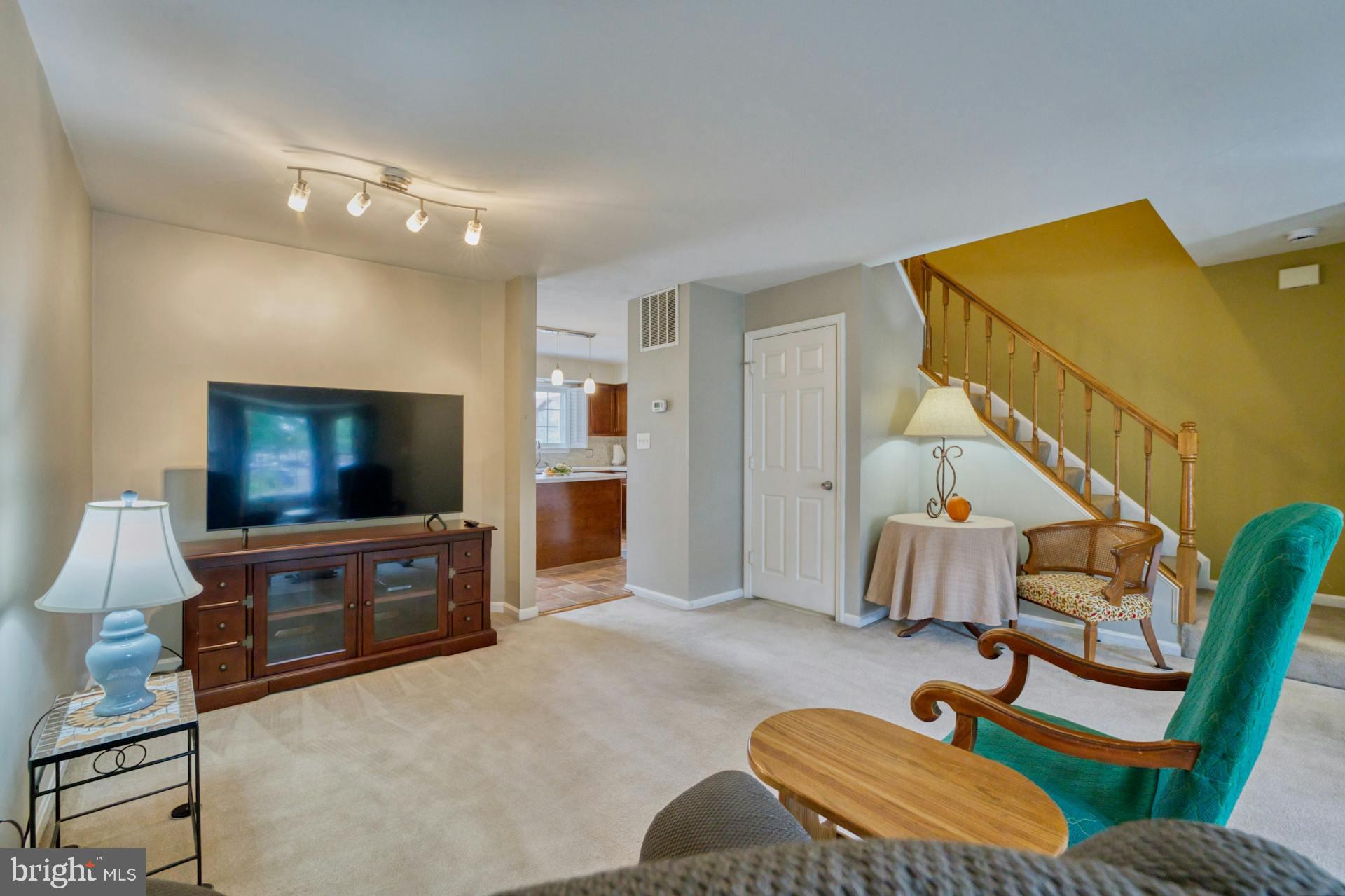 ASHBURN FARM - Residential