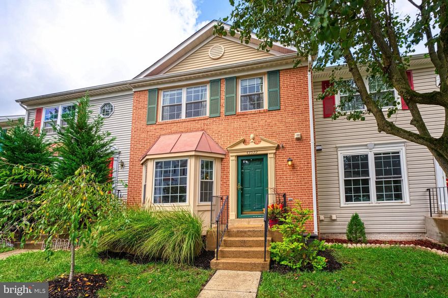 Well maintained townhome located in Ashburn Farm being sold As-Is by original owners. Brand new roof Sept 2024!! HVAC replaced 2018 and water heater in 2014. Thompson Creek windows (1 x transferable warranty available) & vinyl siding replaced 2006. Kitchen and baths updated in 2015. 

Inviting living room w/ bay window. Large kitchen w/ center island, pantry and breakfast room. Easy access to deck which was recently power washed. Spacious owner's suite w/ private bath and two additional bedrooms and hall bath on the upper level. Finished walk-out basement with wood burning fireplace and 1/2 bath currently w/ rough-in for shower. Lots of additional storage area in the basement. Brand new sliding glass door in the basement. 

Excellent community amenities-pools, tennis courts, pedestrian trails, trash/recycling & so much more. Convenient commuter location w/ easy access to Dulles Greenway, Rt. 7 & Rt 28. Close to the Ashburn Silver Line Metro Station & Dulles International Airport.